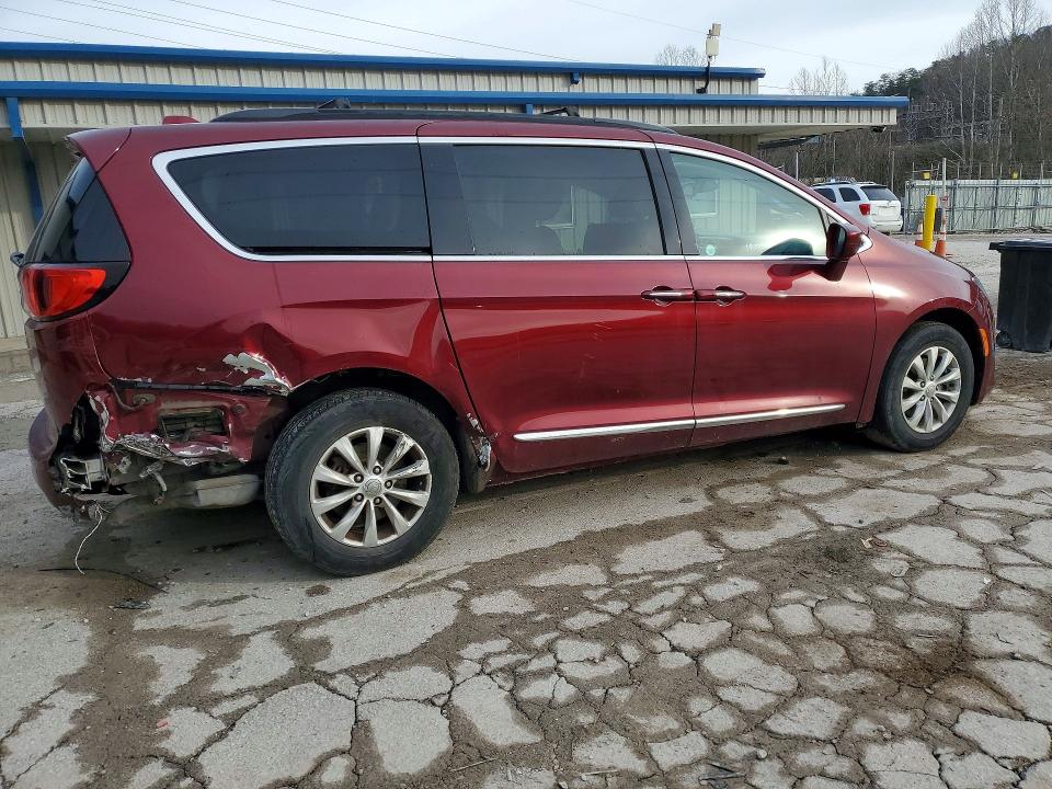 Продаж на аукціоні авто 2017 Chrysler Pacifica, vin: 2C4RC1BG2HR576916, номер лоту: 46532206