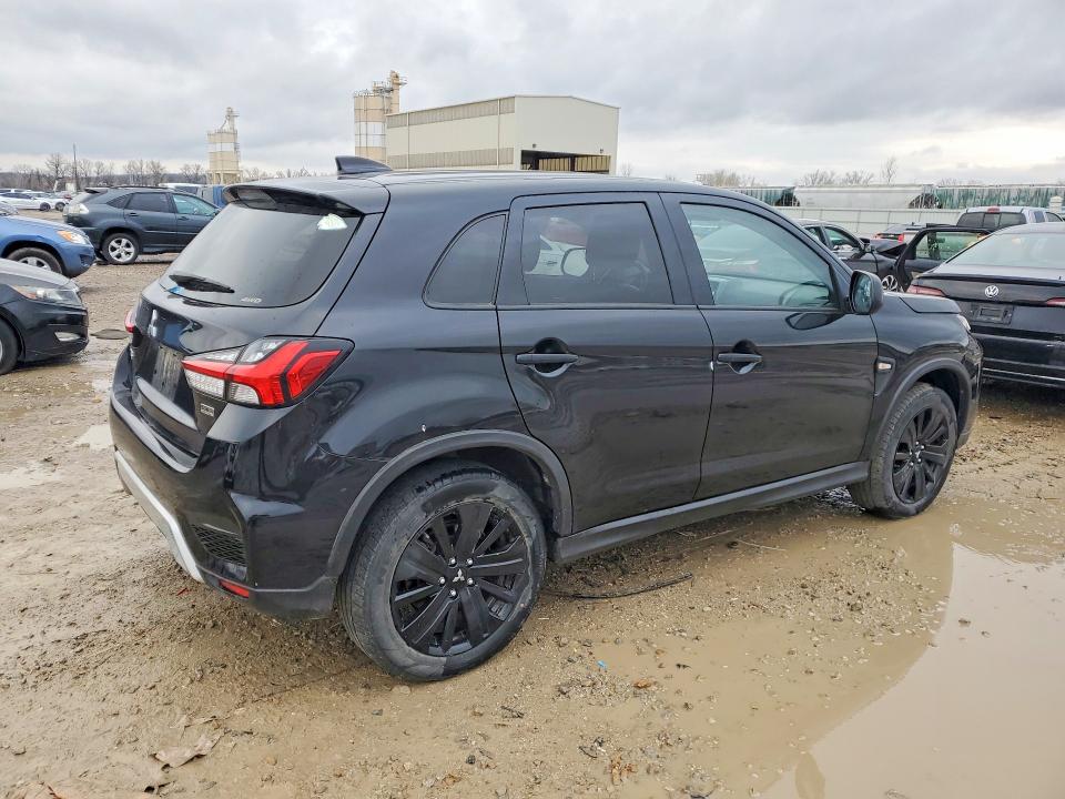 Продаж на аукціоні авто 2022 Mitsubishi Outlander Sport, vin: JA4ARUAU0NU013277, номер лоту: 79813645