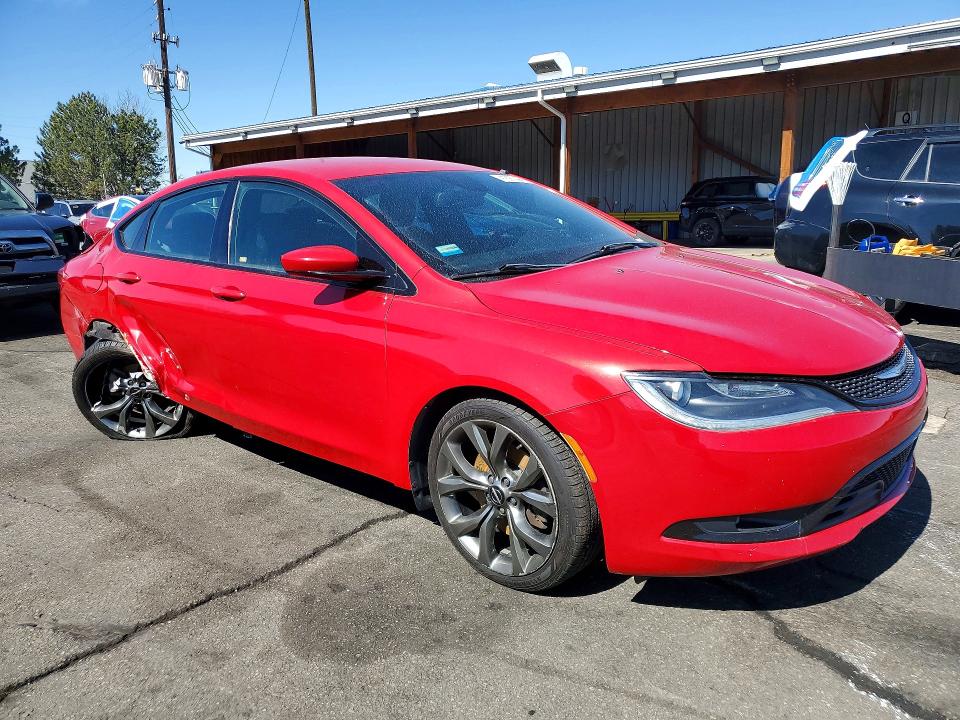 41897966 :رقم المزاد ، 1C3CCCDG7GN158463 vin ، 2016 Chrysler 200 مزاد بيع