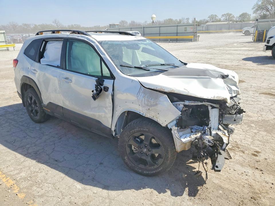 Продажа на аукционе авто 2024 Subaru Forester, vin: JF2SKAJC2RH529693, номер лота: 47766416