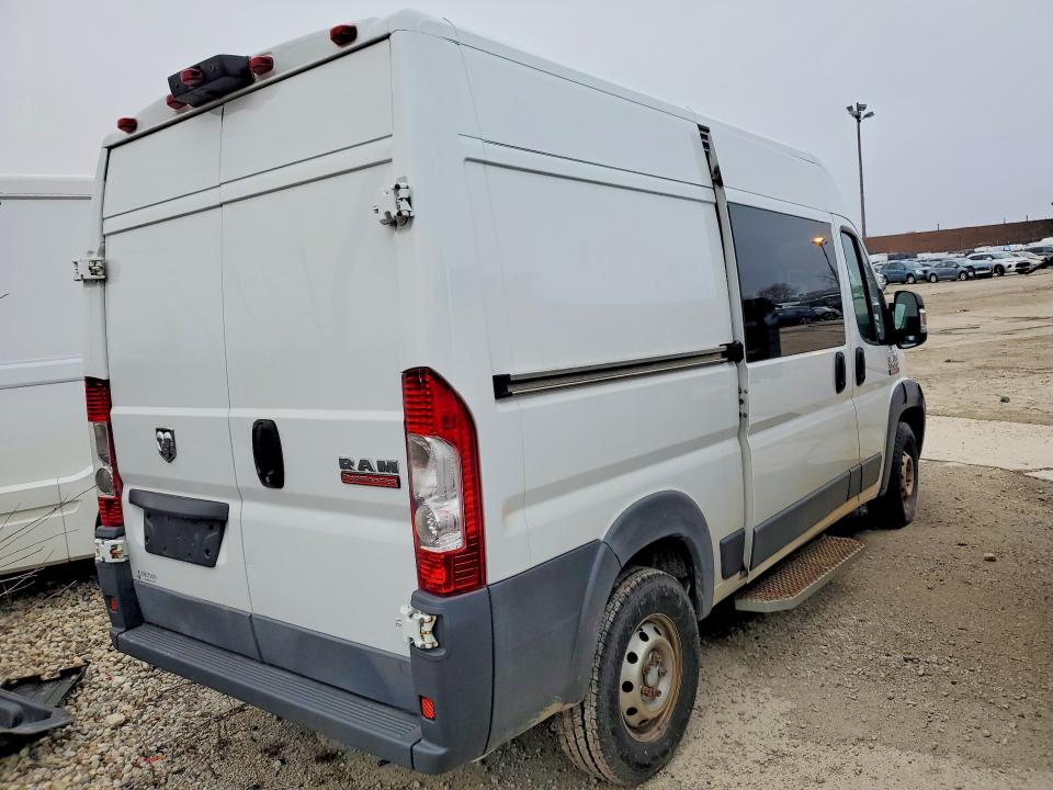 47657856 :رقم المزاد ، 3C6TRVBG3FE520081 vin ، 2015 Ram Promaster 1500 مزاد بيع