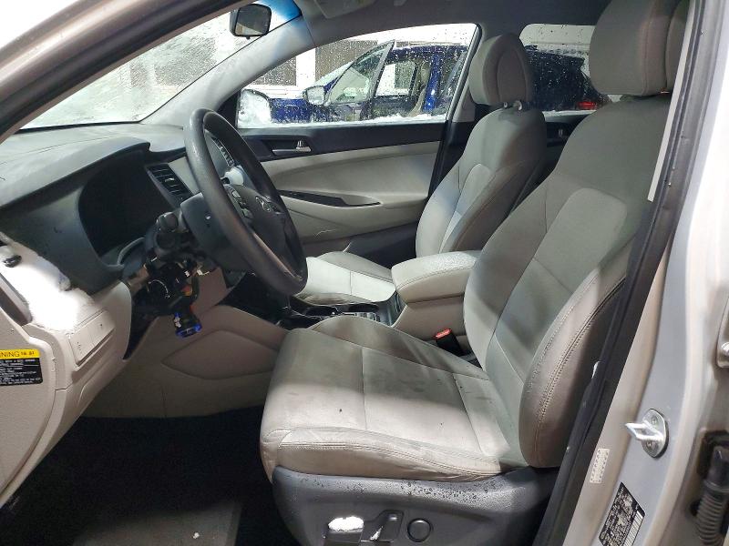 45656046 :رقم المزاد ، KM8J33A42JU693237 vin ، 2018 Hyundai Tucson مزاد بيع