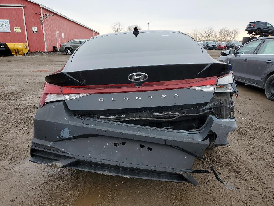 42073426 :رقم المزاد ، KMHLM4AG6NU333187 vin ، 2022 Hyundai Elantra مزاد بيع
