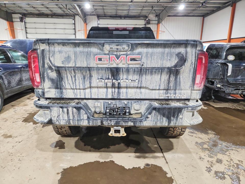 47131376 :رقم المزاد ، 1GT49WEY3NF311127 vin ، 2022 Gmc Sierra مزاد بيع