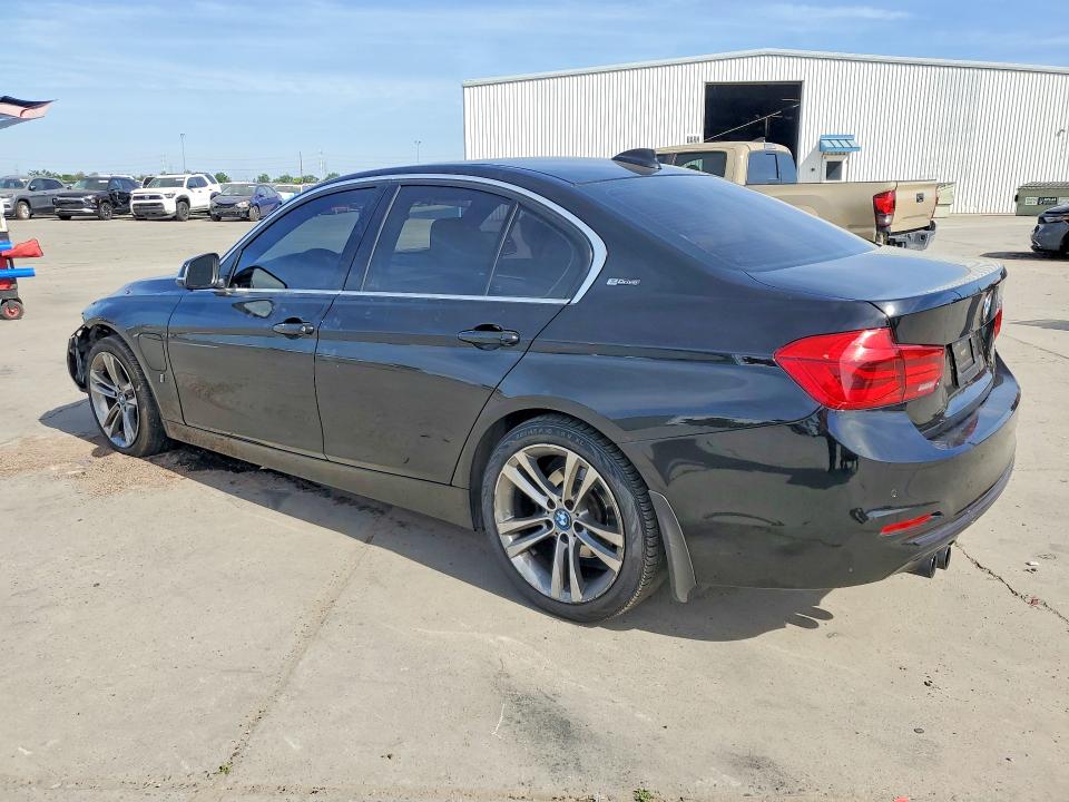 47132716 :رقم المزاد ، WBA8E1C31HA156826 vin ، 2017 Bmw 330e مزاد بيع
