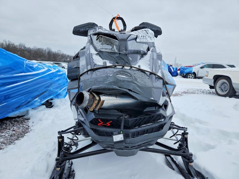 Продажа на аукционе авто 2022 Ski Doo Summit X With Expert, vin: 2BPSTSNB3NV000391, номер лота: 46046876