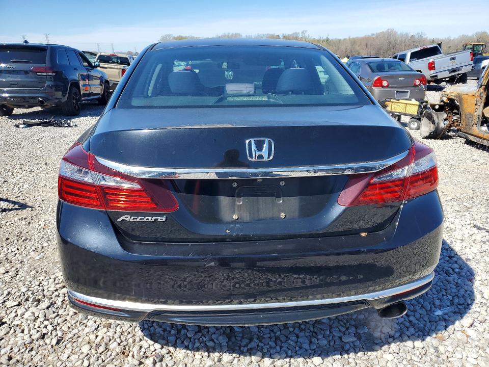 2017 Honda Accord მანქანა იყიდება აუქციონზე, vin: 1HGCR2F33HA001781, აუქციონის ნომერი: 46362466