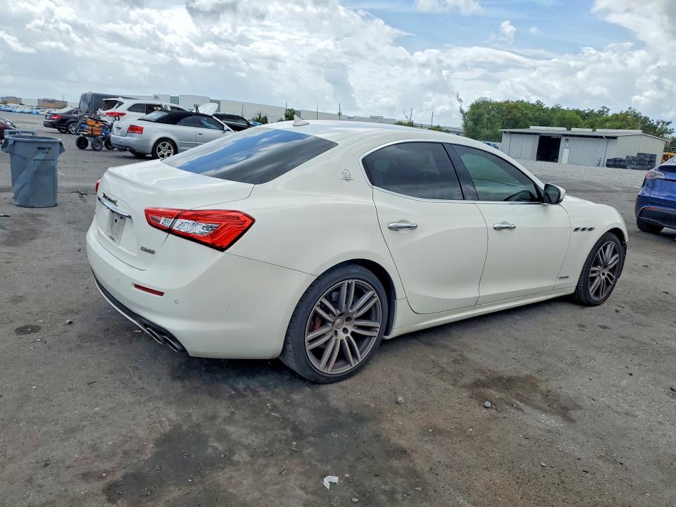 Продажа на аукционе авто 2019 Maserati Ghibli, vin: ZAM57YSL5K1312718, номер лота: 47439106