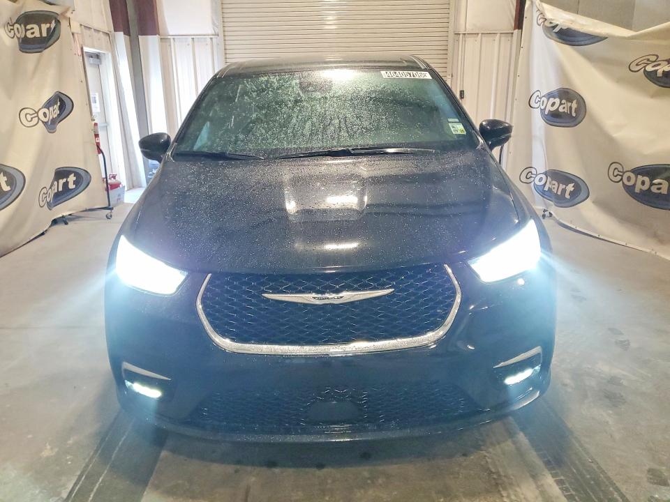 Продажа на аукционе авто 2026 Chrysler Pacifica, vin: 2C4RC1BGXTR175333, номер лота: 46405706