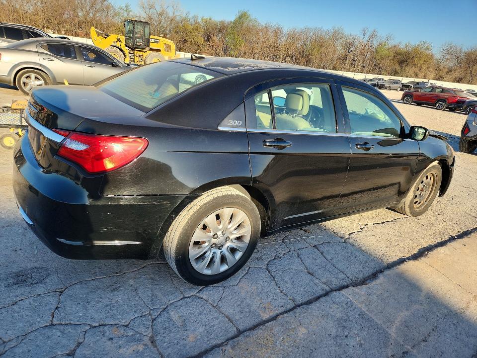 47754096 :رقم المزاد ، 1C3CCBAB3EN123421 vin ، 2014 Chrysler 200 مزاد بيع