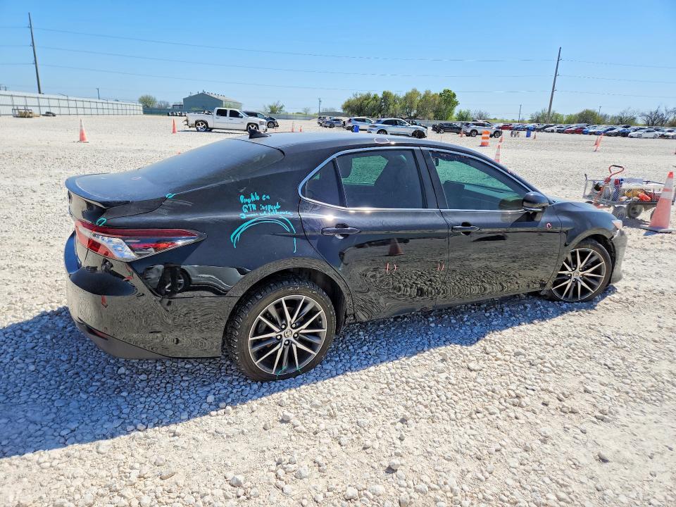 2021 Toyota Camry მანქანა იყიდება აუქციონზე, vin: 4T1F11AK6MU542095, აუქციონის ნომერი: 46338616