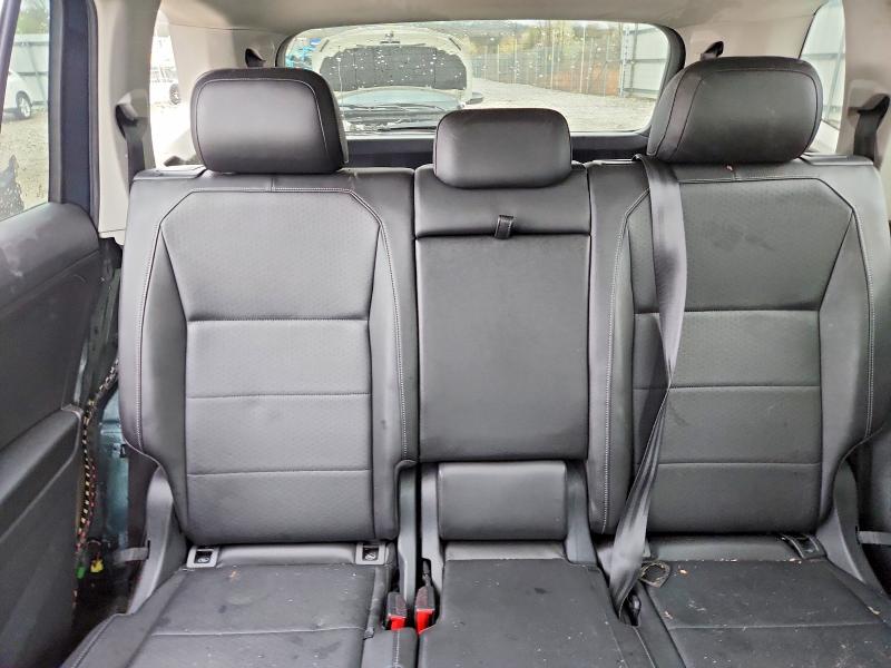 Продаж на аукціоні авто 2018 Volkswagen Tiguan, vin: 3VV3B7AX1JM007938, номер лоту: 79974265