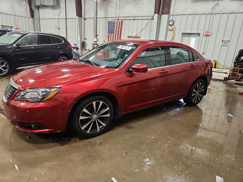 2014 Chrysler 200 მანქანა იყიდება აუქციონზე, vin: 1C3CCBCG7EN103519, აუქციონის ნომერი: 79681025