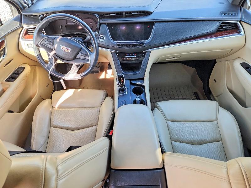 74212405 :رقم المزاد ، 1GYKNBRS0HZ134485 vin ، 2017 Cadillac Xt5 مزاد بيع