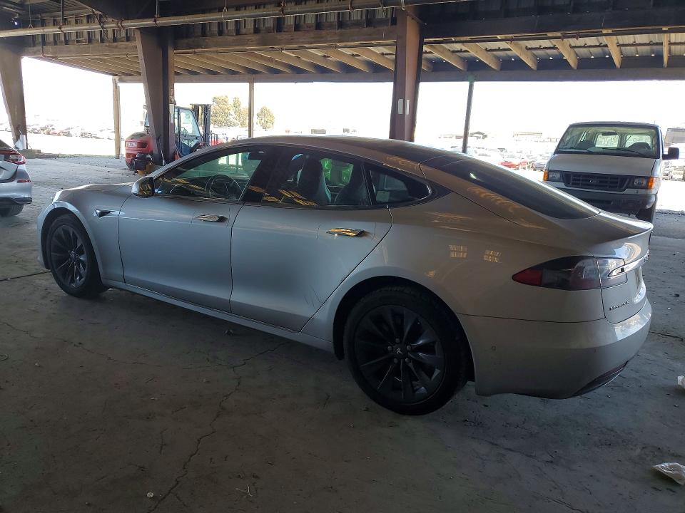 41836286 :رقم المزاد ، 5YJSA1E25HF230619 vin ، 2017 Tesla Model S مزاد بيع