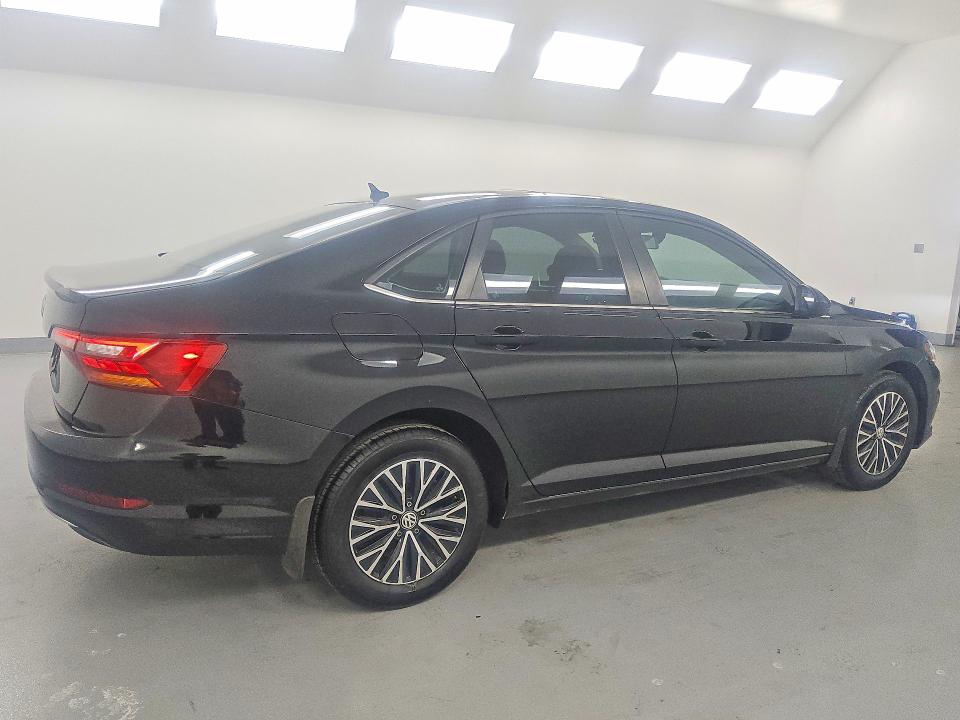 Продажа на аукционе авто 2019 Volkswagen Jetta, vin: 3VWC57BU4KM220763, номер лота: 78843635