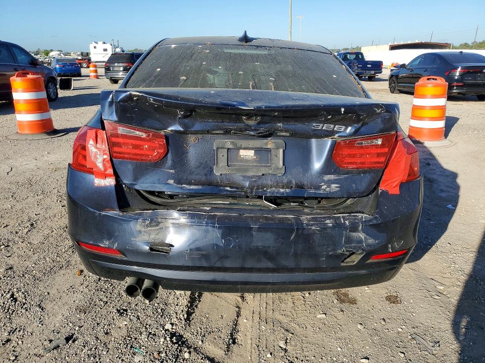2013 Bmw 328i მანქანა იყიდება აუქციონზე, vin: WBA3A5C59DF601339, აუქციონის ნომერი: 47607106