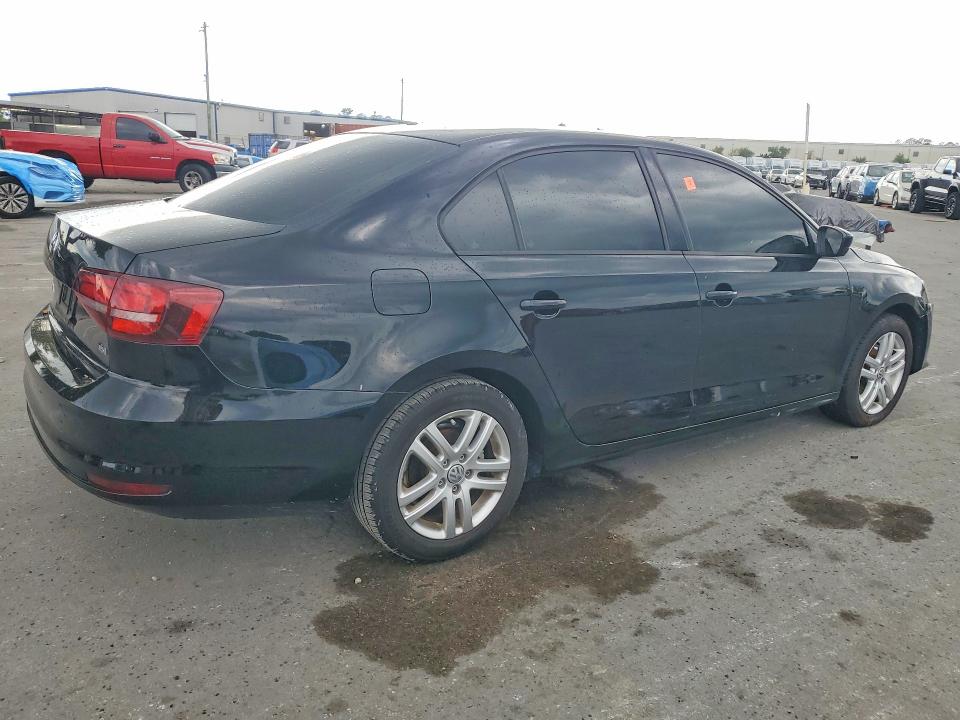 47514626 :رقم المزاد ، 3VW2B7AJ0JM249834 vin ، 2018 Volkswagen Jetta مزاد بيع