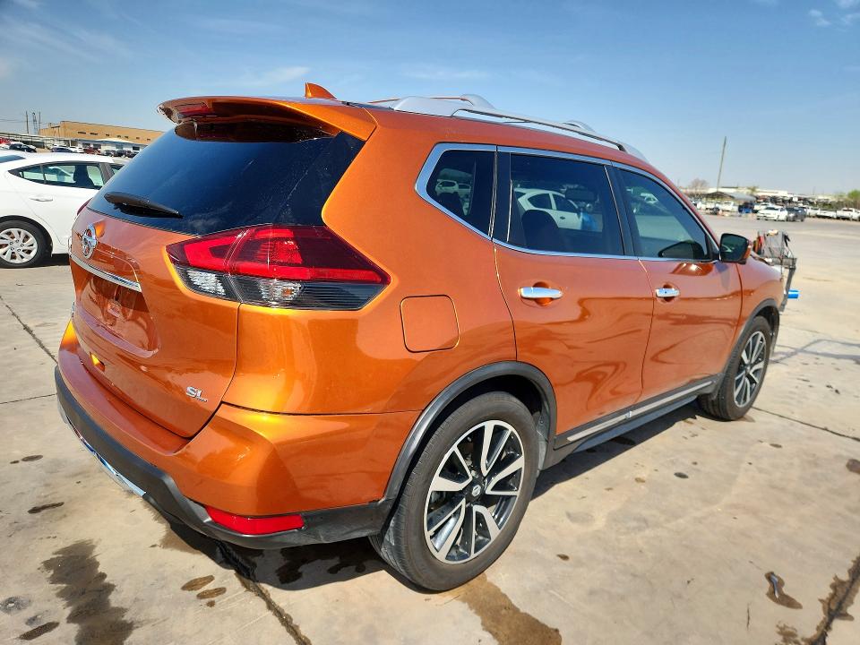 2018 Nissan Rogue მანქანა იყიდება აუქციონზე, vin: JN8AT2MT5JW490658, აუქციონის ნომერი: 46685936