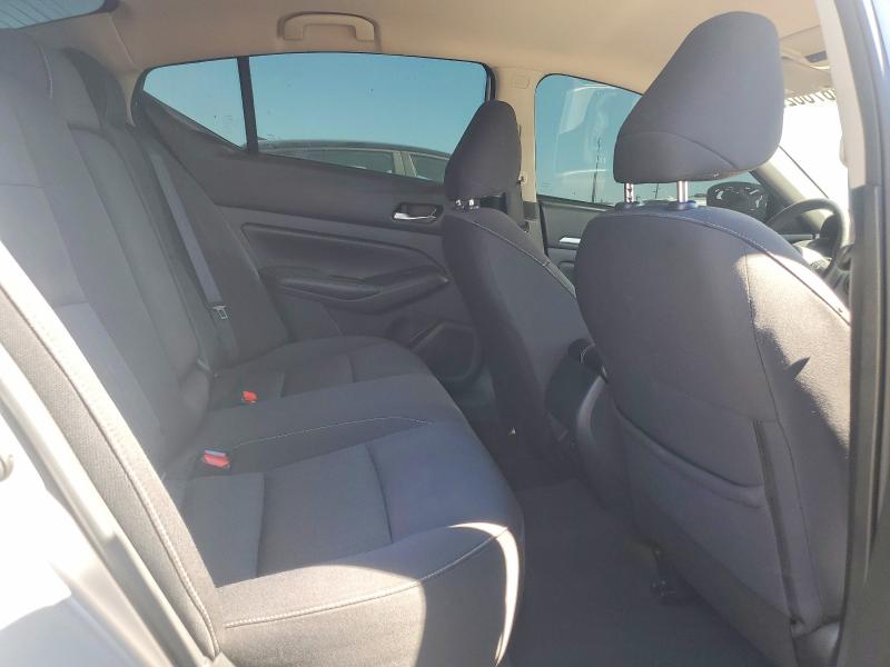 46766286 :رقم المزاد ، 1N4BL4DV2NN318652 vin ، 2022 Nissan Altima مزاد بيع