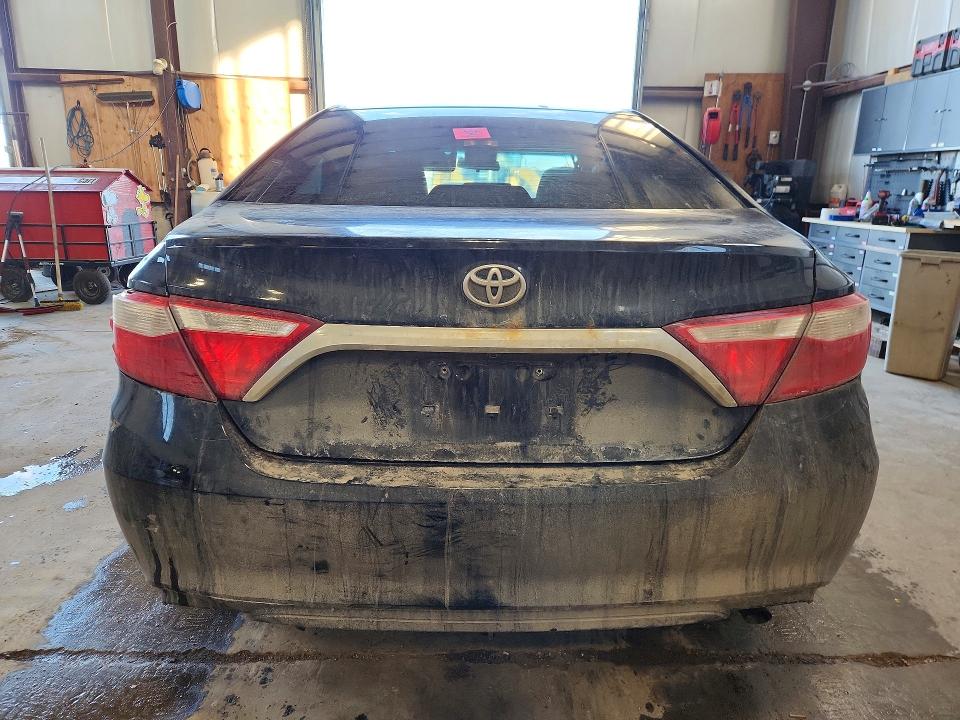79638345 :رقم المزاد ، 4T1BF1FK4GU200030 vin ، 2016 Toyota Camry مزاد بيع