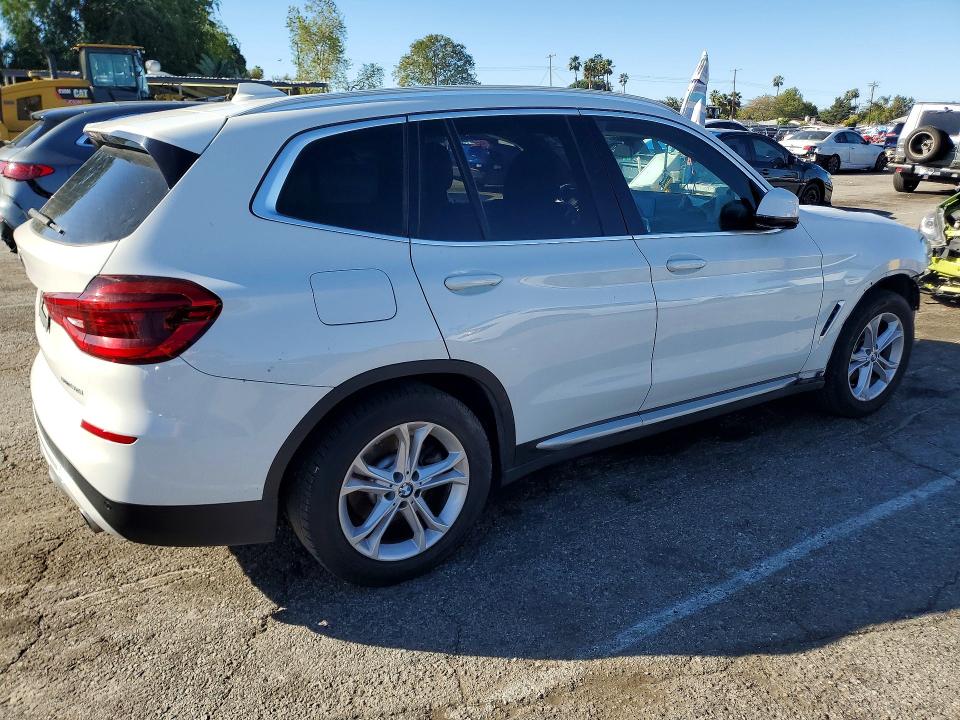 41816736 :رقم المزاد ، 5UXTY3C09M9E22483 vin ، 2021 Bmw X3 مزاد بيع