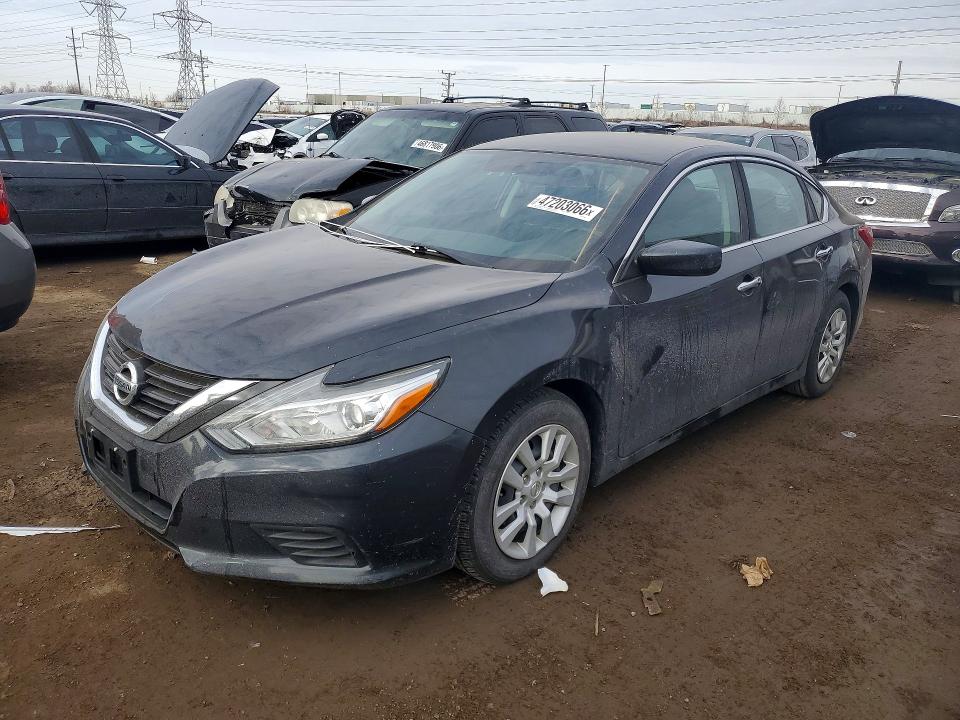 2017 Nissan Altima მანქანა იყიდება აუქციონზე, vin: 1N4AL3AP7HN329386, აუქციონის ნომერი: 47203066