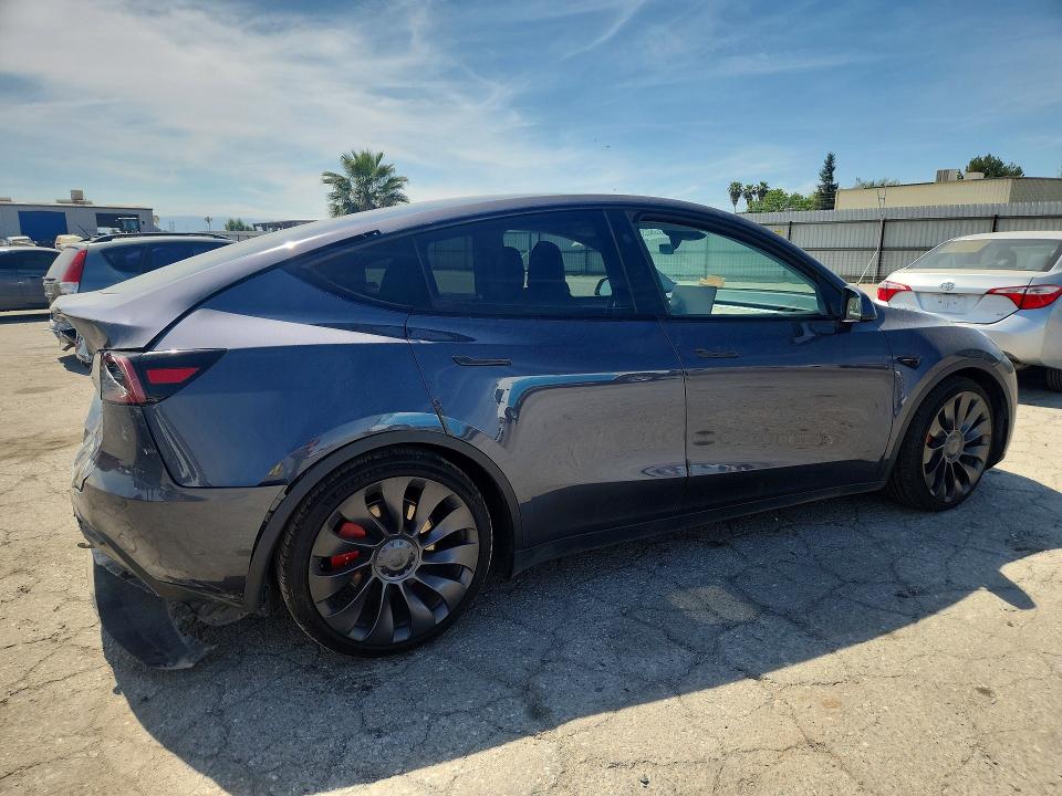47167966 :رقم المزاد ، 7SAYGDEF8PF829318 vin ، 2023 Tesla Model Y مزاد بيع