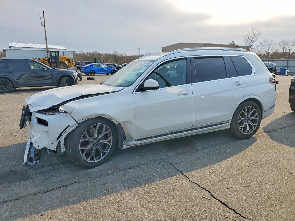 2025 Bmw X7 მანქანა იყიდება აუქციონზე, vin: 5UX23EM02S9X95637, აუქციონის ნომერი: 46186326
