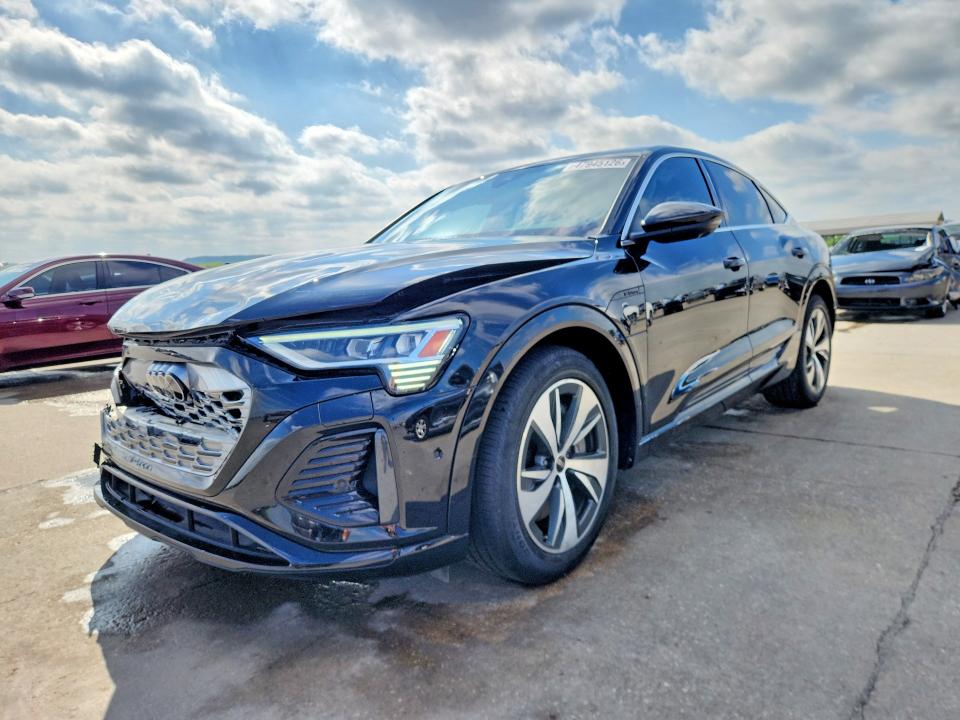 Продаж на аукціоні авто 2024 Audi Q8 E-tron, vin: WA1CAAGE7RB005967, номер лоту: 47945126