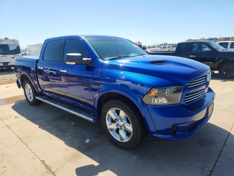 45599436 :رقم المزاد ، 1C6RR6LT7FS501574 vin ، 2015 Ram 1500 مزاد بيع