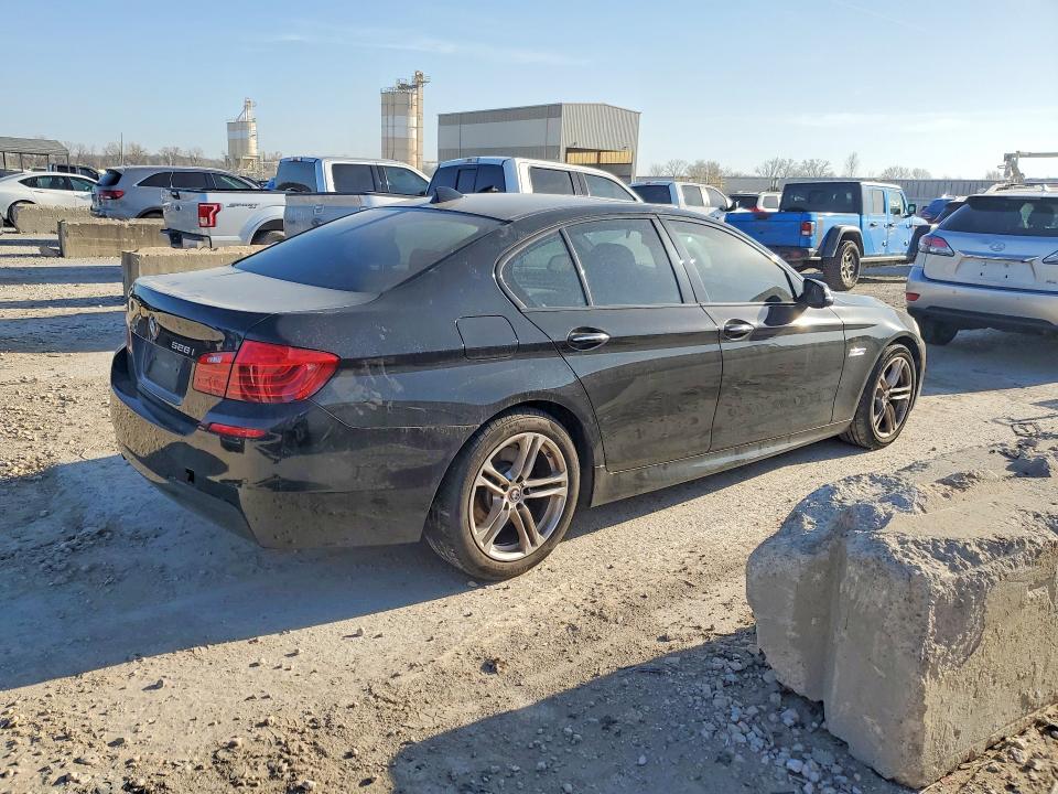 47876316 :رقم المزاد ، WBA5A7C55ED617006 vin ، 2014 Bmw 528 مزاد بيع