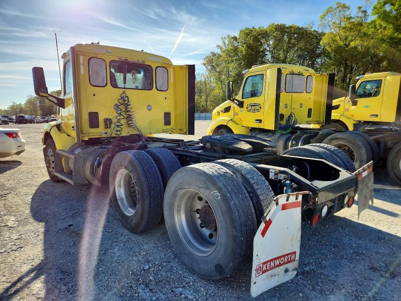 2017 Peterbilt 579 მანქანა იყიდება აუქციონზე, vin: 1XPBDP9X0HD410841, აუქციონის ნომერი: 46034186