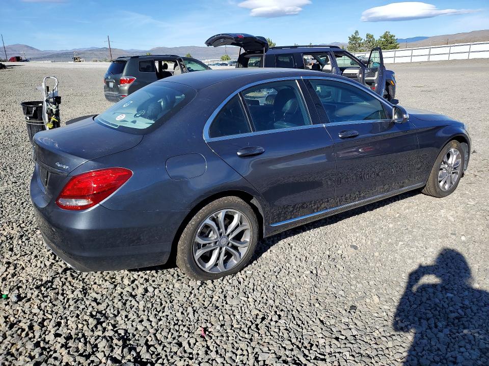 47391666 :رقم المزاد ، 55SWF4KB3FU088131 vin ، 2015 Mercedes-benz C مزاد بيع