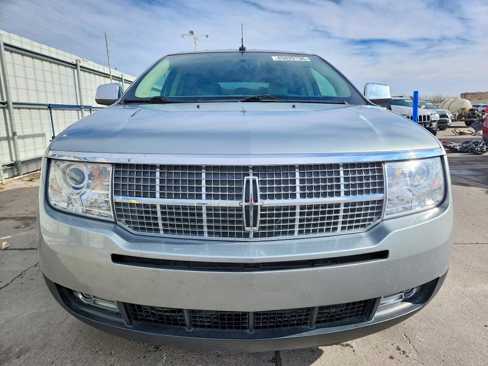 2007 Lincoln Townhouse Mkx მანქანა იყიდება აუქციონზე, vin: 2LMDU88C27BJ24945, აუქციონის ნომერი: 45820136