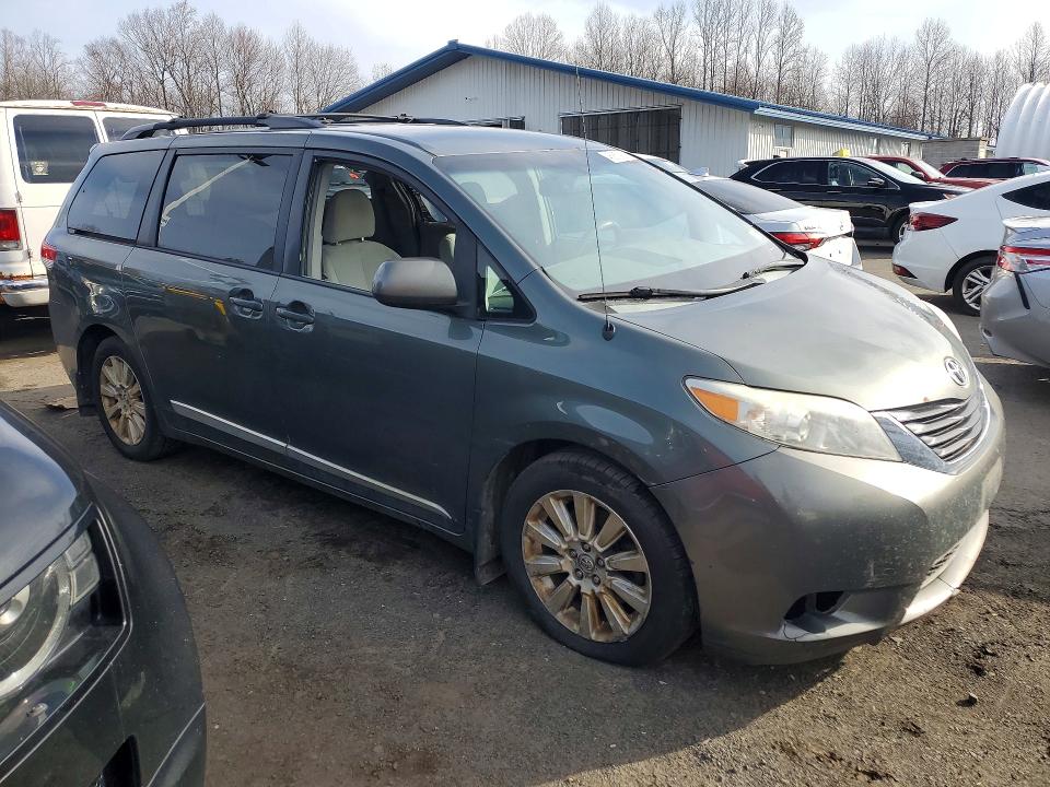 Продажа на аукционе авто 2013 Toyota Sienna, vin: 5TDJK3DC2DS060224, номер лота: 46867336