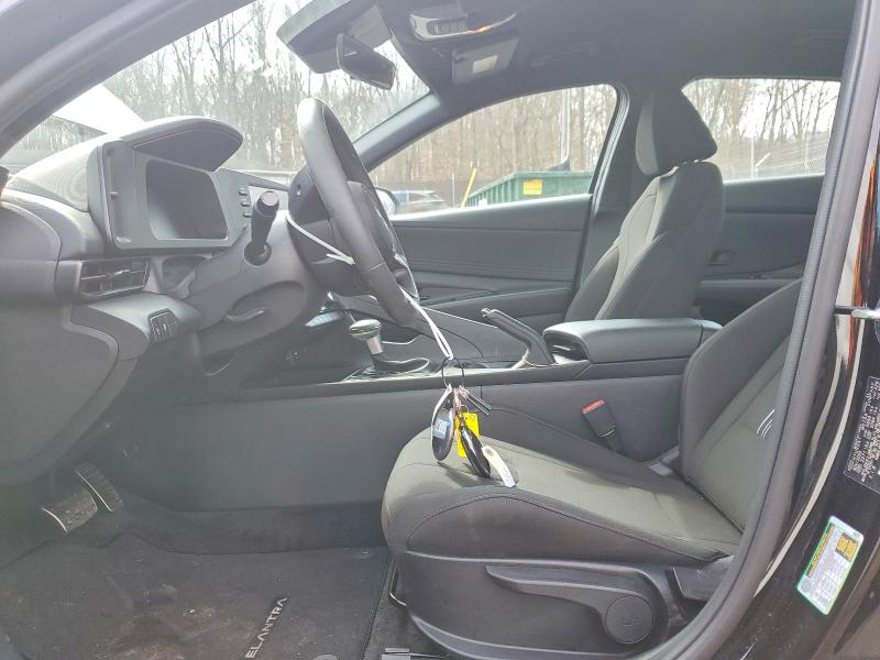 2025 Hyundai Elantra მანქანა იყიდება აუქციონზე, vin: KMHLM4DG2SU923670, აუქციონის ნომერი: 41651396