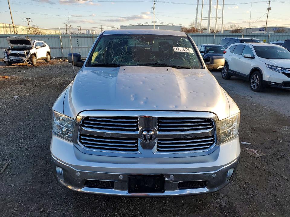 47778436 :رقم المزاد ، 1C6RR7LG9JS222323 vin ، 2018 Ram 1500 مزاد بيع