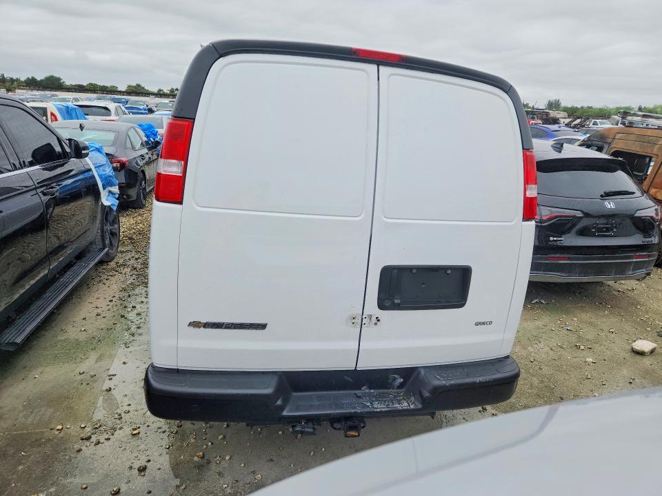 Продажа на аукционе авто 2024 Chevrolet Express G2500, vin: 1GCWGAFP7R1205564, номер лота: 41975076