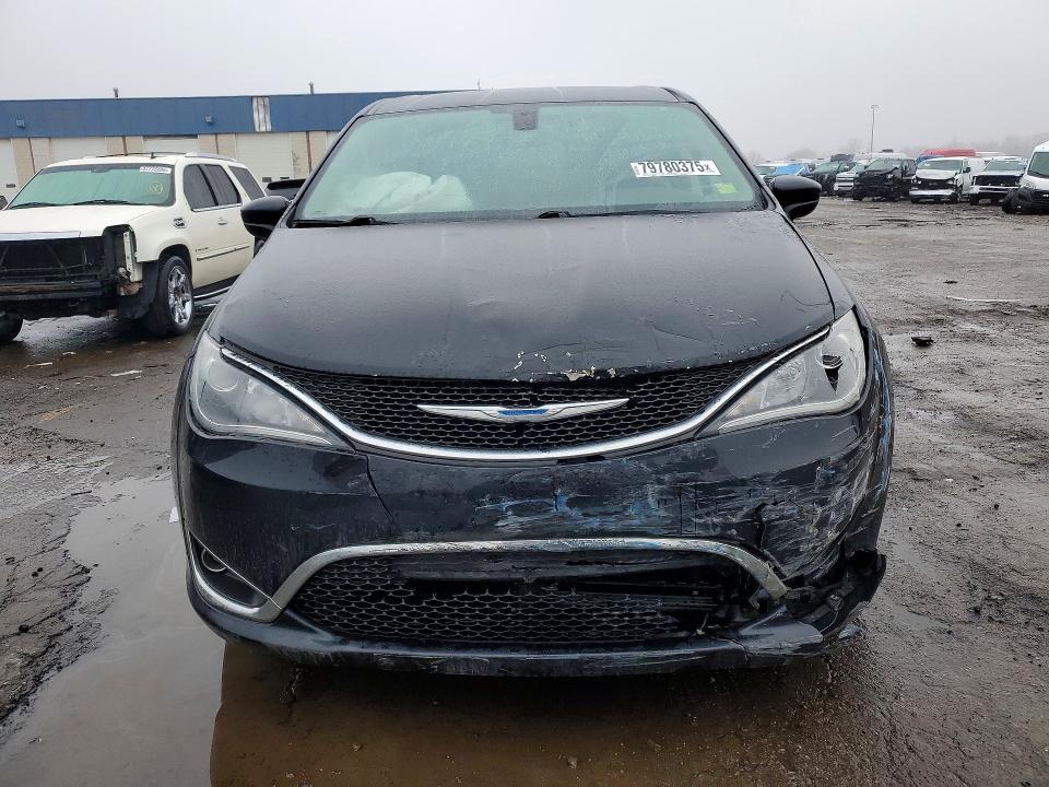 2018 Chrysler Pacifica მანქანა იყიდება აუქციონზე, vin: 2C4RC1FG1JR122933, აუქციონის ნომერი: 79780375