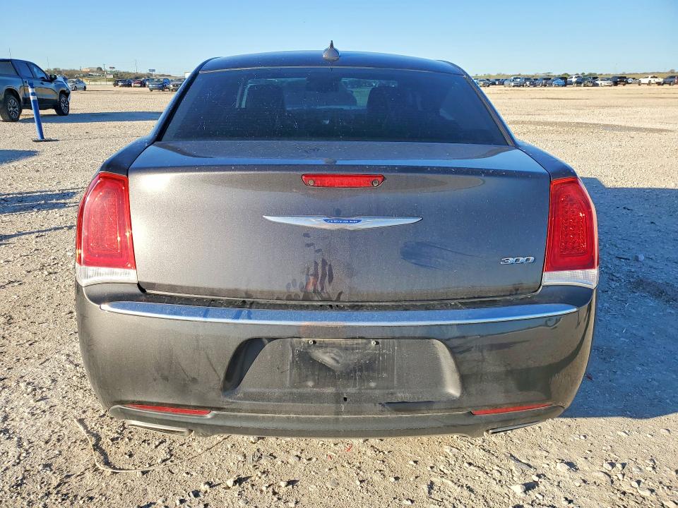 46041466 :رقم المزاد ، 2C3CCAEG9KH563034 vin ، 2019 Chrysler 300 مزاد بيع