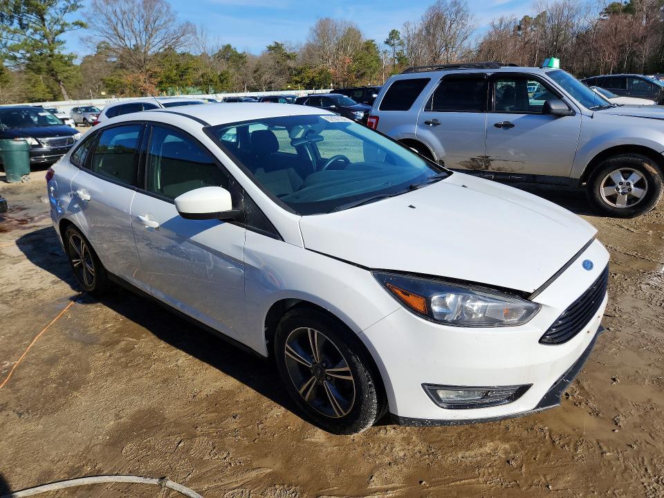 48712086 :رقم المزاد ، 1FADP3FE8JL282167 vin ، 2018 Ford Focus مزاد بيع