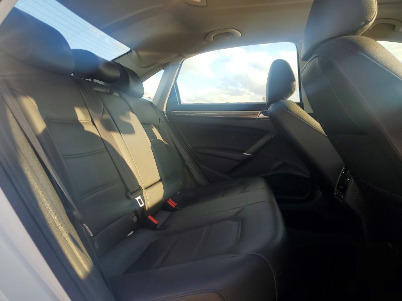 Продажа на аукционе авто 2018 Volkswagen Passat, vin: 1VWBA7A30JC030488, номер лота: 79556635