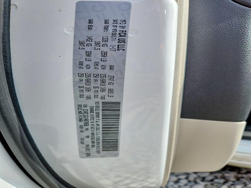 47841426 :رقم المزاد ، 2C4RC1GG1HR670696 vin ، 2017 Chrysler Pacifica مزاد بيع