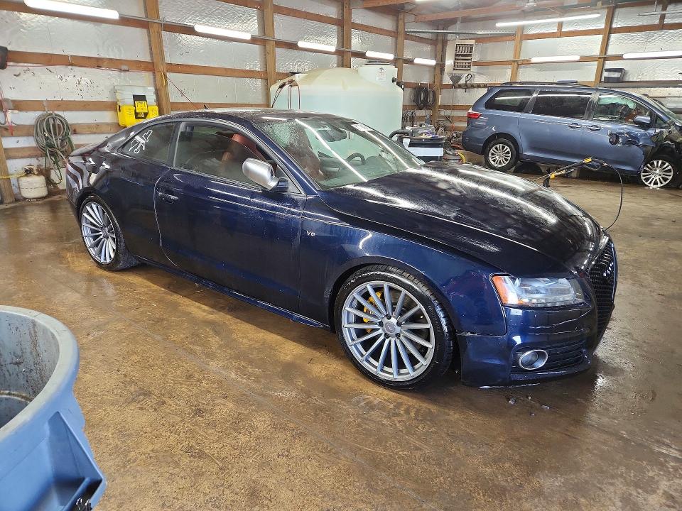 41994246 :رقم المزاد ، WAUVVAFR7BA024762 vin ، 2011 Audi S5 مزاد بيع
