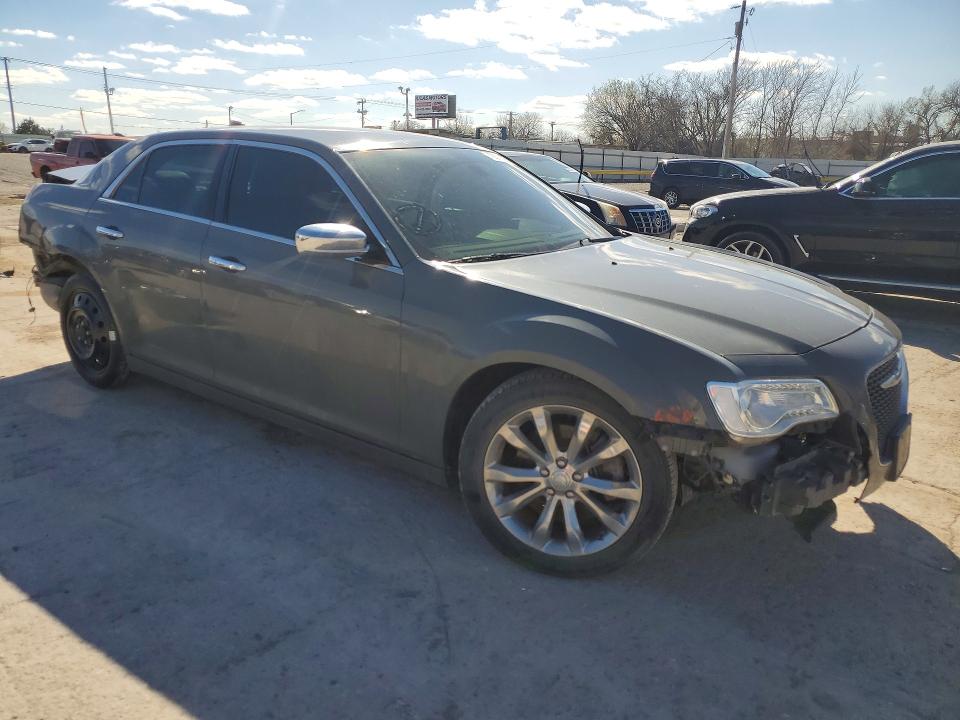 Продажа на аукционе авто 2018 Chrysler 300, vin: 2C3CCAKG1JH127359, номер лота: 79997095