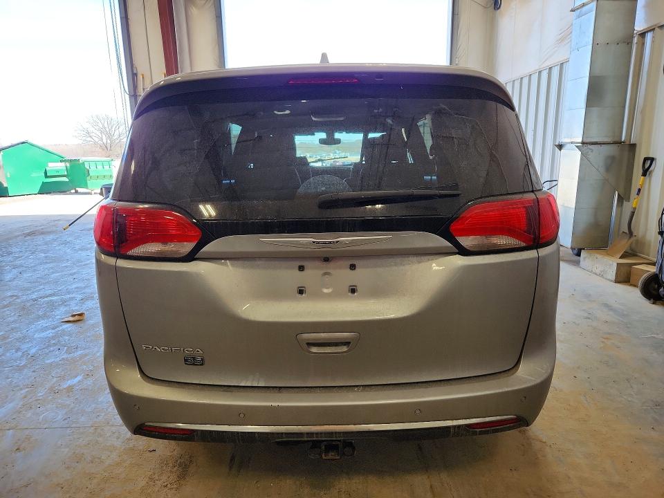 Продажа на аукционе авто 2020 Chrysler Pacifica, vin: 2C4RC1BG2LR101985, номер лота: 45520416