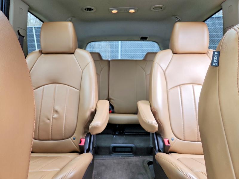 45676776 :رقم المزاد ، 5GAKVBKD9HJ331012 vin ، 2017 Buick Enclave مزاد بيع
