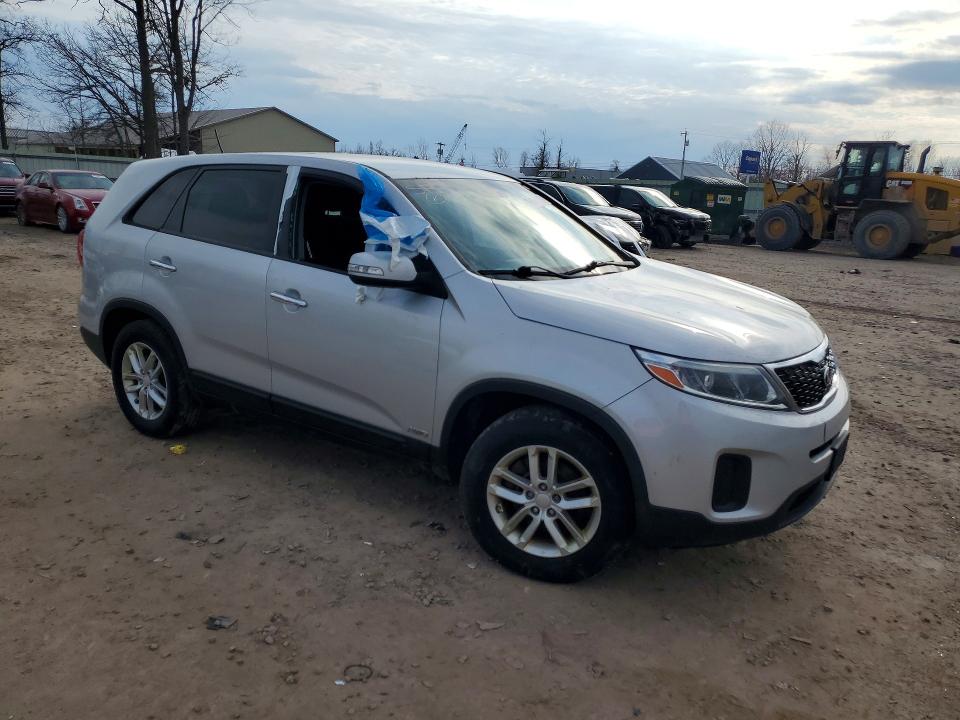 2015 Kia Sorento მანქანა იყიდება აუქციონზე, vin: 5XYKTCA68FG622692, აუქციონის ნომერი: 46640026