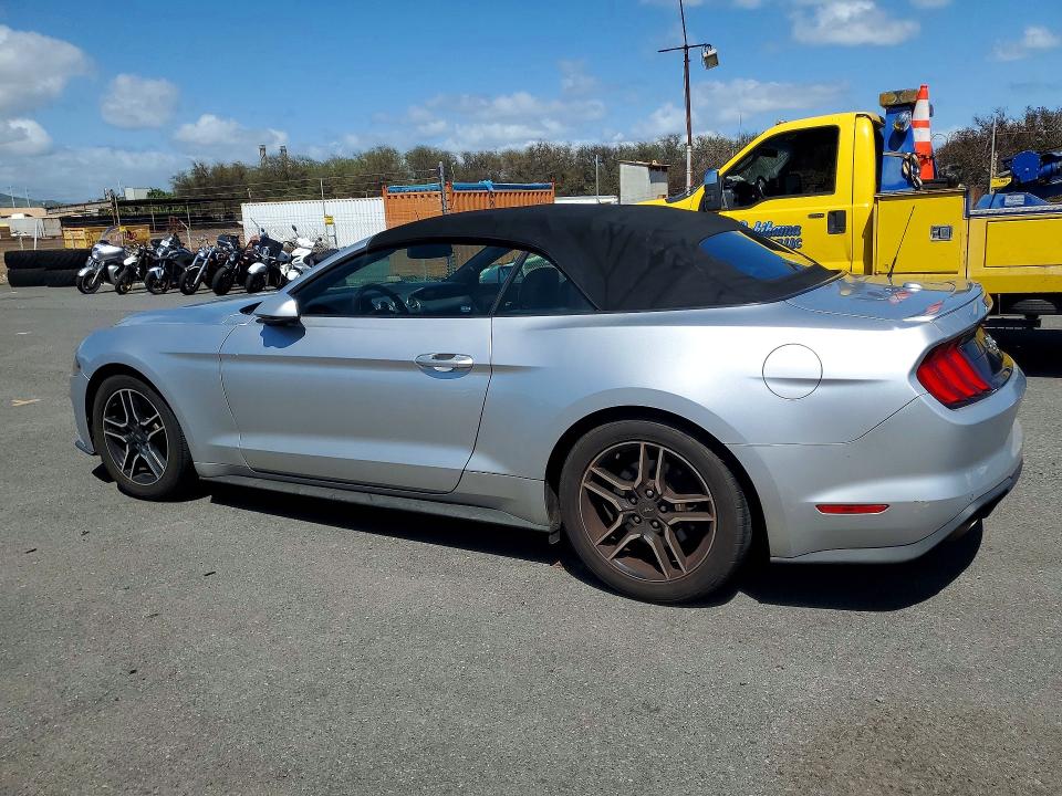 46947776 :رقم المزاد ، 1FATP8UH4J5105822 vin ، 2018 Ford Mustang مزاد بيع